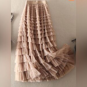 NWT APRCOT Stunning layered Tulle Midi Skirt sz Small Stone colour ruffles lined